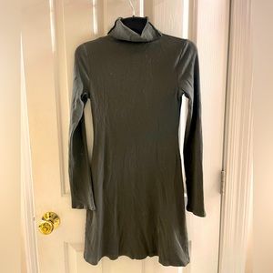 Reformation Rochelle Dress Juniper (Olive green), size S